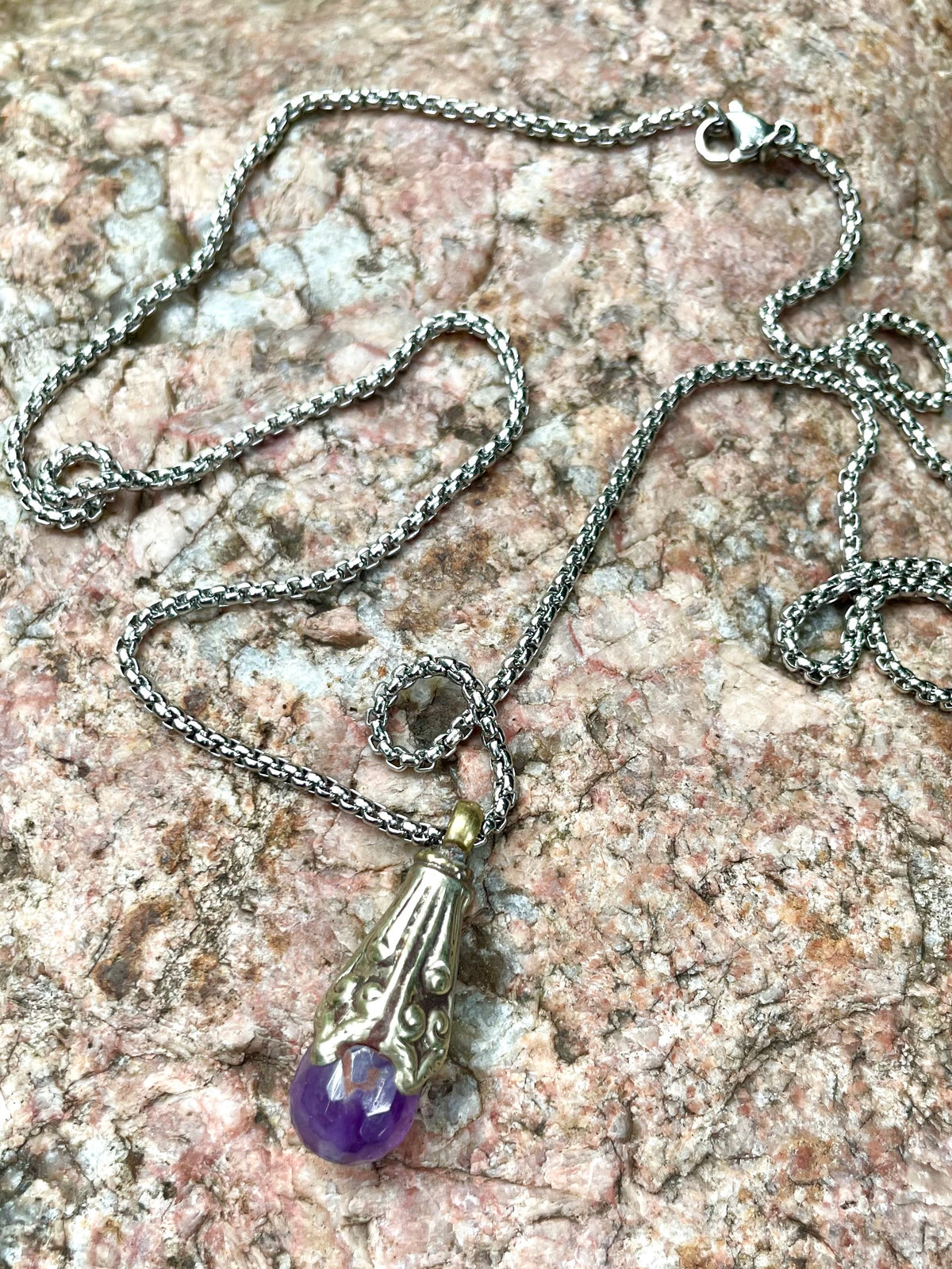 The Wisdom Amethyst Necklace